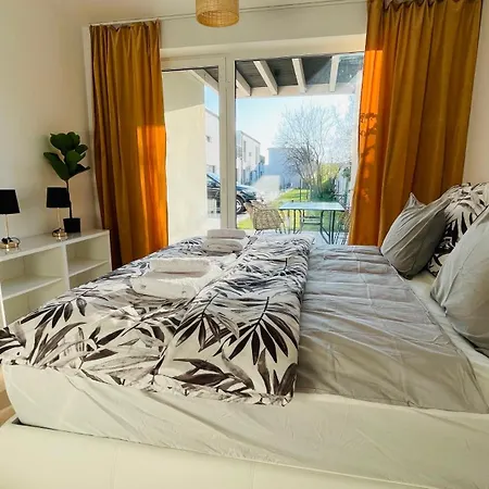 House Flow, 3 With Terrace, Free 2 Parking