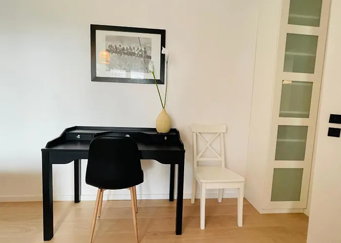 House Flow, 3 Room, Free 2 Parking Appartamento Bratislava