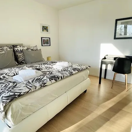 House Flow, 3 Room, Free 2 Parking Апартаменты Братислава